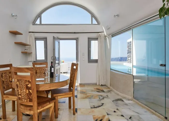 فندق Iliovasilema 4*