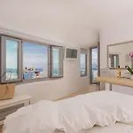 Iliovasilema 4* Imerovigli (Santorini)
