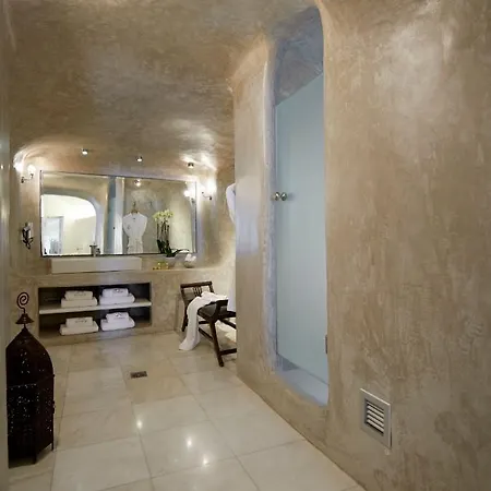 Iliovasilema 4* Imerovigli (Santorini)