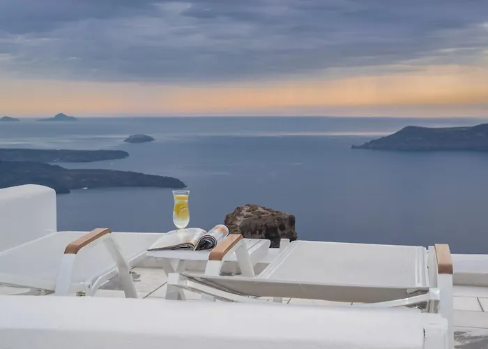 Iliovasilema Hotel Imerovigli (Santorini)