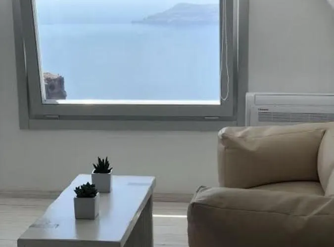 Iliovasilema 4* Imerovigli (Santorini)