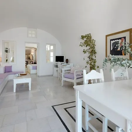 Iliovasilema Hotel&suites Imerovigli (Santorini)